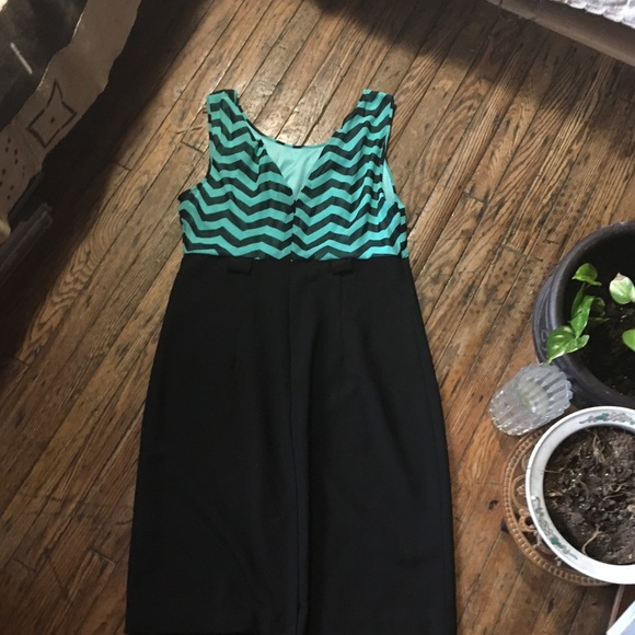 Lot of 3 professional dresses - Picture 3 of 3